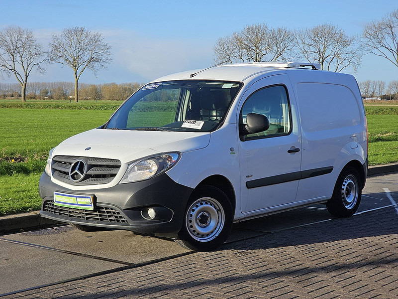 Mercedes-Benz Citan 109 CDI Carrier Koelwagen! - Dostavno vozilo hladnjača: slika Mercedes-Benz Citan 109 CDI Carrier Koelwagen! - Dostavno vozilo hladnjača Mercedes-Benz Citan 109 CDI Carrier Koelwagen! - Dostavno vozilo hladnjača: slika Mercedes-Benz Citan 109 CDI Carrier Koelwagen! - Dostavno vozilo hladnjača