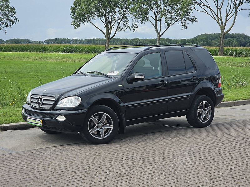 Mercedes-Benz M-Klasse 270 CDI - Mali kombi: slika Mercedes-Benz M-Klasse 270 CDI - Mali kombi Mercedes-Benz M-Klasse 270 CDI - Mali kombi: slika Mercedes-Benz M-Klasse 270 CDI - Mali kombi