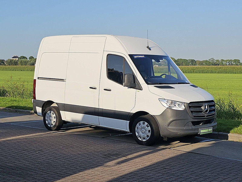 Mercedes-Benz Sprinter 214 CDI AUT. L1H2 - Mali kombi: slika Mercedes-Benz Sprinter 214 CDI AUT. L1H2 - Mali kombi Mercedes-Benz Sprinter 214 CDI AUT. L1H2 - Mali kombi: slika Mercedes-Benz Sprinter 214 CDI AUT. L1H2 - Mali kombi