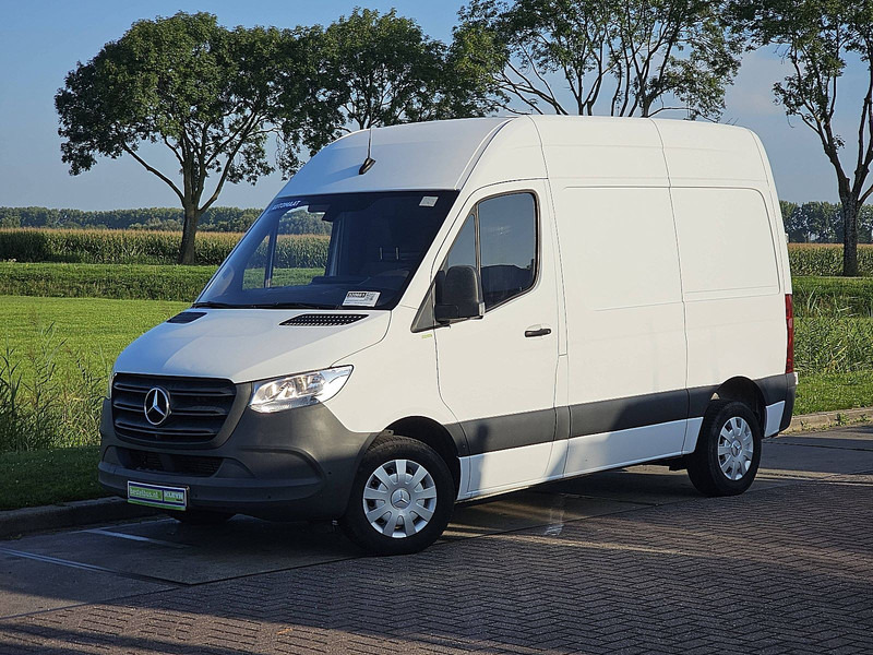 Mercedes-Benz Sprinter 214 CDI AUT. L1H2 - Mali kombi: slika Mercedes-Benz Sprinter 214 CDI AUT. L1H2 - Mali kombi Mercedes-Benz Sprinter 214 CDI AUT. L1H2 - Mali kombi: slika Mercedes-Benz Sprinter 214 CDI AUT. L1H2 - Mali kombi
