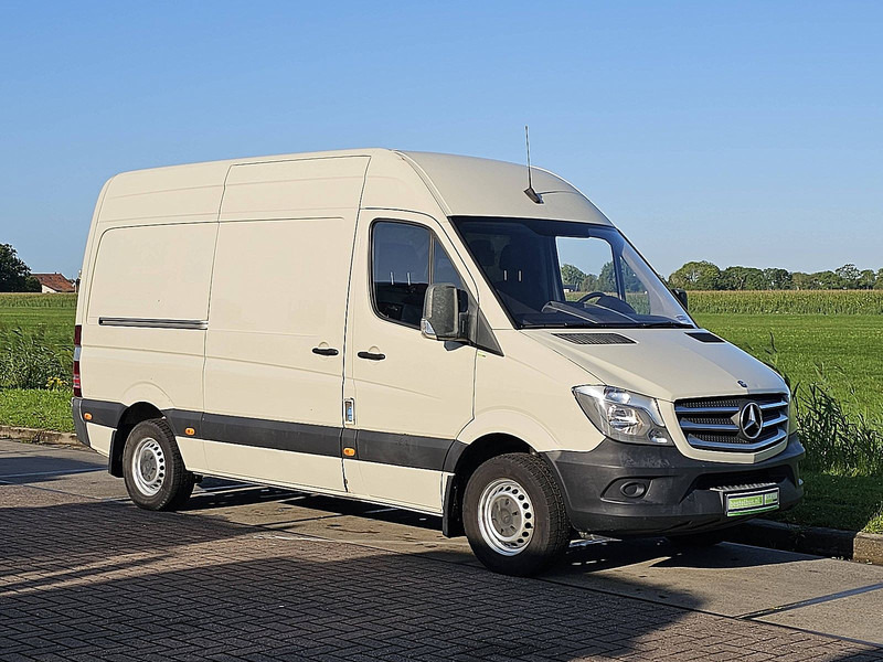 Mercedes-Benz Sprinter 311 L2H2 Airco Euro6! - Furgon: slika Mercedes-Benz Sprinter 311 L2H2 Airco Euro6! - Furgon Mercedes-Benz Sprinter 311 L2H2 Airco Euro6! - Furgon: slika Mercedes-Benz Sprinter 311 L2H2 Airco Euro6! - Furgon