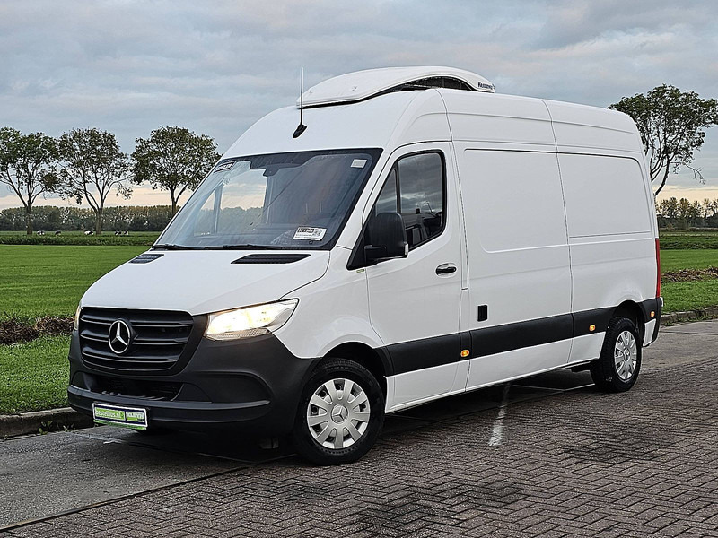 Mercedes-Benz Sprinter 314 Kerstner-Koelwagen ! - Dostavno vozilo hladnjača: slika Mercedes-Benz Sprinter 314 Kerstner-Koelwagen ! - Dostavno vozilo hladnjača Mercedes-Benz Sprinter 314 Kerstner-Koelwagen ! - Dostavno vozilo hladnjača: slika Mercedes-Benz Sprinter 314 Kerstner-Koelwagen ! - Dostavno vozilo hladnjača