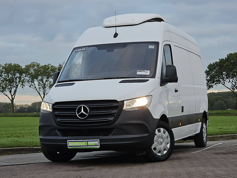 Mercedes-Benz Sprinter 314 Kerstner-Koelwagen ! - Dostavno vozilo hladnjača: slika Mercedes-Benz Sprinter 314 Kerstner-Koelwagen ! - Dostavno vozilo hladnjača Mercedes-Benz Sprinter 314 Kerstner-Koelwagen ! - Dostavno vozilo hladnjača: slika Mercedes-Benz Sprinter 314 Kerstner-Koelwagen ! - Dostavno vozilo hladnjača