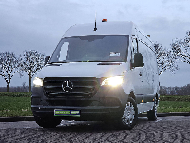 Mercedes-Benz Sprinter 315 CDI L2H2 PRO - Furgon: slika Mercedes-Benz Sprinter 315 CDI L2H2 PRO - Furgon Mercedes-Benz Sprinter 315 CDI L2H2 PRO - Furgon: slika Mercedes-Benz Sprinter 315 CDI L2H2 PRO - Furgon