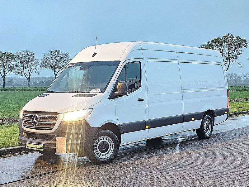 Mercedes-Benz Sprinter 315 ac automaat EURO6 - Furgon: slika Mercedes-Benz Sprinter 315 ac automaat EURO6 - Furgon Mercedes-Benz Sprinter 315 ac automaat EURO6 - Furgon: slika Mercedes-Benz Sprinter 315 ac automaat EURO6 - Furgon