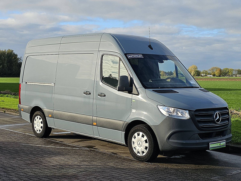 Mercedes-Benz Sprinter 316 L2H2 Mbux10 Automaat - Furgon: slika Mercedes-Benz Sprinter 316 L2H2 Mbux10 Automaat - Furgon Mercedes-Benz Sprinter 316 L2H2 Mbux10 Automaat - Furgon: slika Mercedes-Benz Sprinter 316 L2H2 Mbux10 Automaat - Furgon