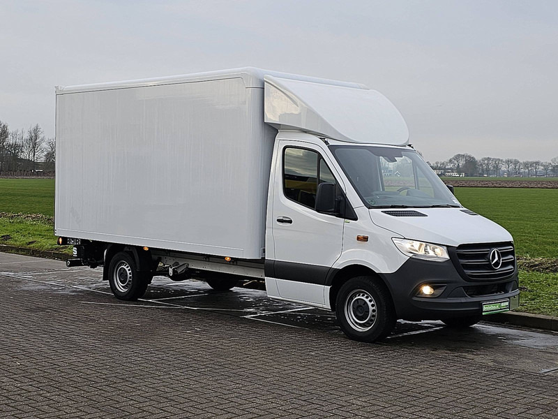 Mercedes-Benz Sprinter 317 Bakwagen Laadklep! - Dostavno vozilo sa zatvorenim sandukom: slika Mercedes-Benz Sprinter 317 Bakwagen Laadklep! - Dostavno vozilo sa zatvorenim sandukom Mercedes-Benz Sprinter 317 Bakwagen Laadklep! - Dostavno vozilo sa zatvorenim sandukom: slika Mercedes-Benz Sprinter 317 Bakwagen Laadklep! - Dostavno vozilo sa zatvorenim sandukom