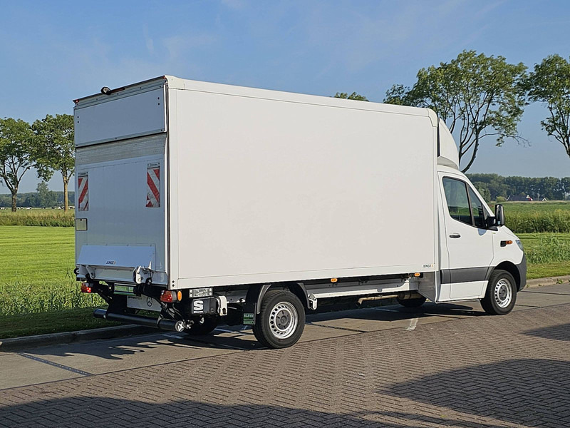 Mercedes-Benz Sprinter 317 Bakwagen Laadklep! - Dostavno vozilo sa zatvorenim sandukom: slika Mercedes-Benz Sprinter 317 Bakwagen Laadklep! - Dostavno vozilo sa zatvorenim sandukom Mercedes-Benz Sprinter 317 Bakwagen Laadklep! - Dostavno vozilo sa zatvorenim sandukom: slika Mercedes-Benz Sprinter 317 Bakwagen Laadklep! - Dostavno vozilo sa zatvorenim sandukom
