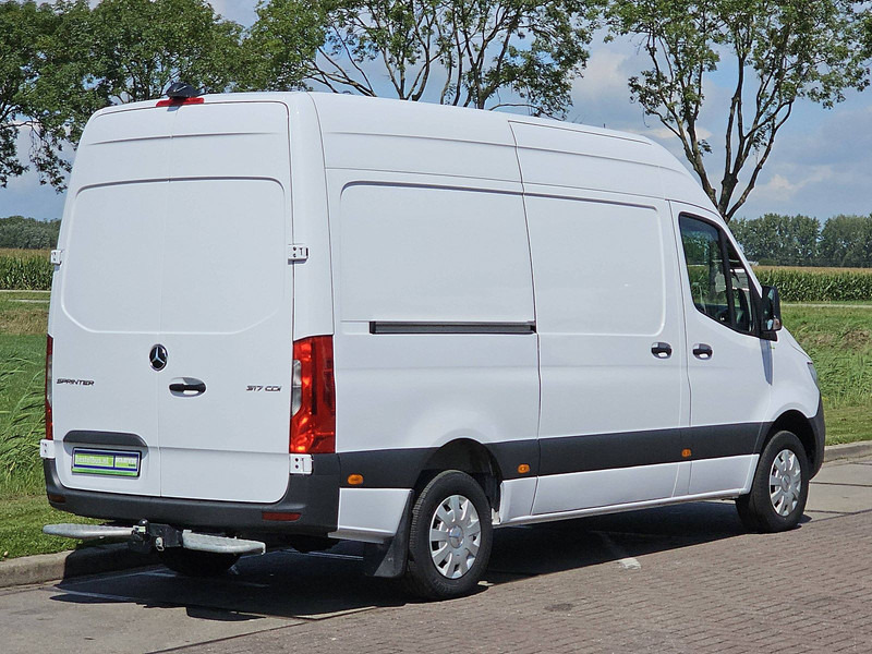 Mercedes-Benz Sprinter 317 L2H2 3.5T-Trekhaak! - Furgon: slika Mercedes-Benz Sprinter 317 L2H2 3.5T-Trekhaak! - Furgon Mercedes-Benz Sprinter 317 L2H2 3.5T-Trekhaak! - Furgon: slika Mercedes-Benz Sprinter 317 L2H2 3.5T-Trekhaak! - Furgon