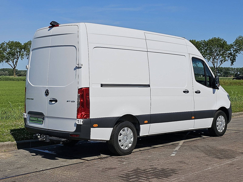Mercedes-Benz Sprinter 317 L2H2 3.5t-Trekhaak - Furgon: slika Mercedes-Benz Sprinter 317 L2H2 3.5t-Trekhaak - Furgon Mercedes-Benz Sprinter 317 L2H2 3.5t-Trekhaak - Furgon: slika Mercedes-Benz Sprinter 317 L2H2 3.5t-Trekhaak - Furgon