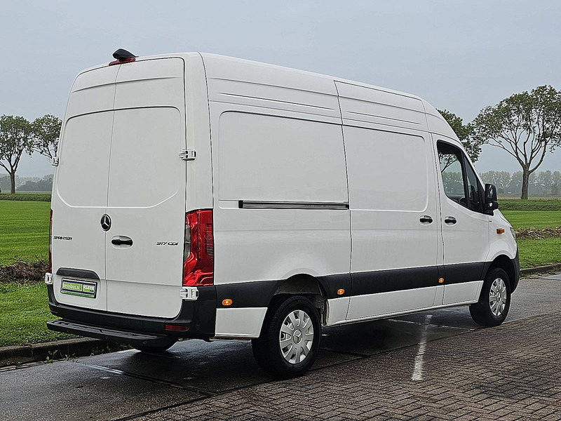 Mercedes-Benz Sprinter 317 L2H2 LED Mbux Autom! - Furgon: slika Mercedes-Benz Sprinter 317 L2H2 LED Mbux Autom! - Furgon Mercedes-Benz Sprinter 317 L2H2 LED Mbux Autom! - Furgon: slika Mercedes-Benz Sprinter 317 L2H2 LED Mbux Autom! - Furgon