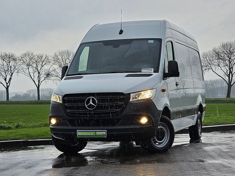 Mercedes-Benz Sprinter 317 L2H2 Mbux Navi RWD! - Furgon: slika Mercedes-Benz Sprinter 317 L2H2 Mbux Navi RWD! - Furgon Mercedes-Benz Sprinter 317 L2H2 Mbux Navi RWD! - Furgon: slika Mercedes-Benz Sprinter 317 L2H2 Mbux Navi RWD! - Furgon