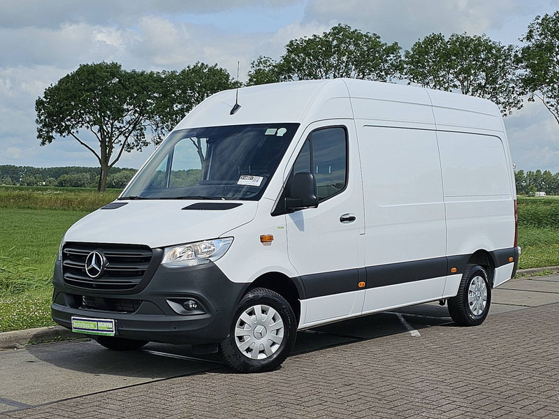 Mercedes-Benz Sprinter 317 L2H2 Navi Mbux - Furgon: slika Mercedes-Benz Sprinter 317 L2H2 Navi Mbux - Furgon Mercedes-Benz Sprinter 317 L2H2 Navi Mbux - Furgon: slika Mercedes-Benz Sprinter 317 L2H2 Navi Mbux - Furgon