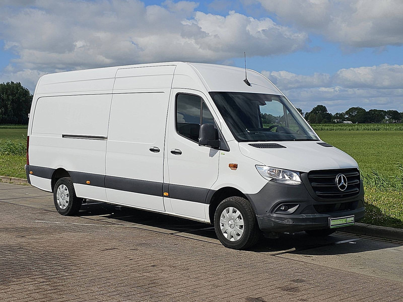 Mercedes-Benz Sprinter 317 L3H2 Navi Airco - Furgon: slika Mercedes-Benz Sprinter 317 L3H2 Navi Airco - Furgon Mercedes-Benz Sprinter 317 L3H2 Navi Airco - Furgon: slika Mercedes-Benz Sprinter 317 L3H2 Navi Airco - Furgon