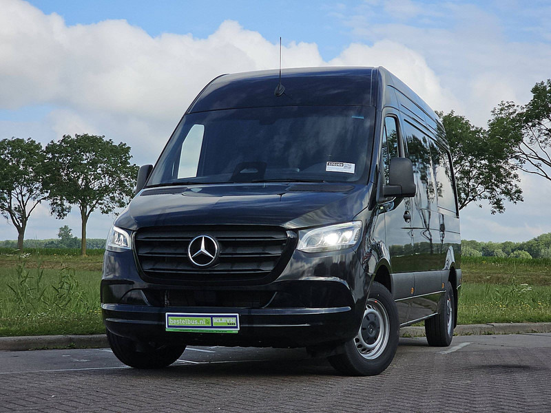 Mercedes-Benz Sprinter 319 L2H2 LED Mbux 190Pk! - Furgon: slika Mercedes-Benz Sprinter 319 L2H2 LED Mbux 190Pk! - Furgon Mercedes-Benz Sprinter 319 L2H2 LED Mbux 190Pk! - Furgon: slika Mercedes-Benz Sprinter 319 L2H2 LED Mbux 190Pk! - Furgon