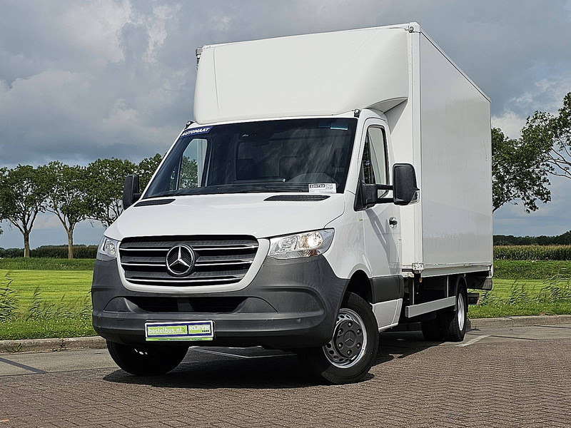 Mercedes-Benz Sprinter 516 ac automaat EURO6 - Dostavno vozilo sa zatvorenim sandukom: slika Mercedes-Benz Sprinter 516 ac automaat EURO6 - Dostavno vozilo sa zatvorenim sandukom Mercedes-Benz Sprinter 516 ac automaat EURO6 - Dostavno vozilo sa zatvorenim sandukom: slika Mercedes-Benz Sprinter 516 ac automaat EURO6 - Dostavno vozilo sa zatvorenim sandukom