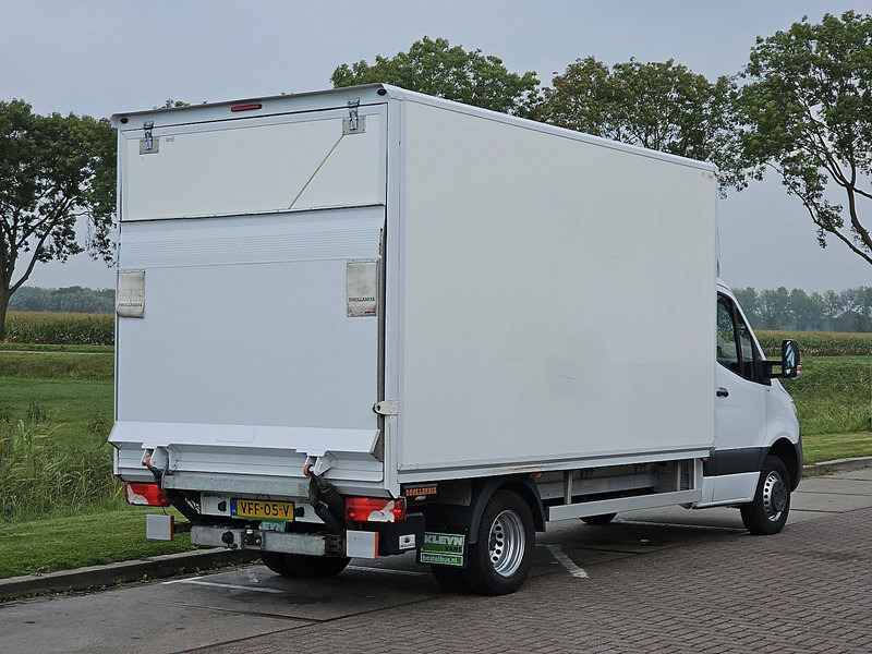 Mercedes-Benz Sprinter 516 ac automaat EURO6 - Dostavno vozilo sa zatvorenim sandukom: slika Mercedes-Benz Sprinter 516 ac automaat EURO6 - Dostavno vozilo sa zatvorenim sandukom Mercedes-Benz Sprinter 516 ac automaat EURO6 - Dostavno vozilo sa zatvorenim sandukom: slika Mercedes-Benz Sprinter 516 ac automaat EURO6 - Dostavno vozilo sa zatvorenim sandukom