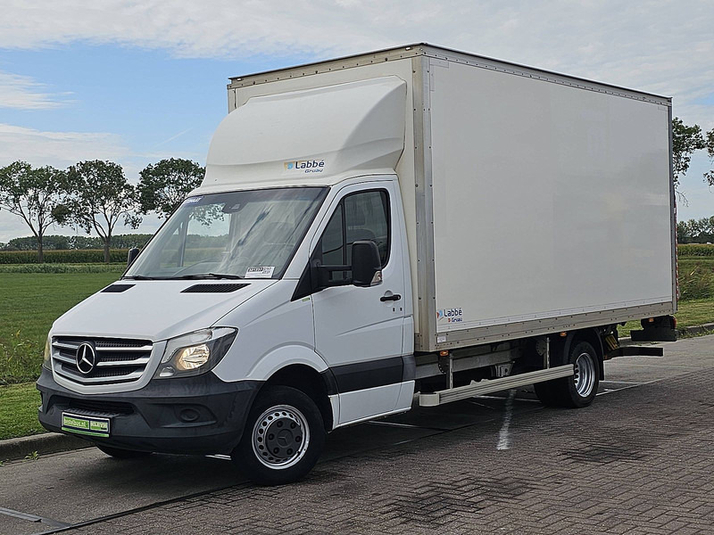 Mercedes-Benz Sprinter 516 automaat EURO6 - Dostavno vozilo sa zatvorenim sandukom: slika Mercedes-Benz Sprinter 516 automaat EURO6 - Dostavno vozilo sa zatvorenim sandukom Mercedes-Benz Sprinter 516 automaat EURO6 - Dostavno vozilo sa zatvorenim sandukom: slika Mercedes-Benz Sprinter 516 automaat EURO6 - Dostavno vozilo sa zatvorenim sandukom