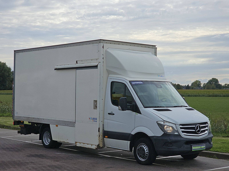 Mercedes-Benz Sprinter 516 automaat EURO6 - Dostavno vozilo sa zatvorenim sandukom: slika Mercedes-Benz Sprinter 516 automaat EURO6 - Dostavno vozilo sa zatvorenim sandukom Mercedes-Benz Sprinter 516 automaat EURO6 - Dostavno vozilo sa zatvorenim sandukom: slika Mercedes-Benz Sprinter 516 automaat EURO6 - Dostavno vozilo sa zatvorenim sandukom