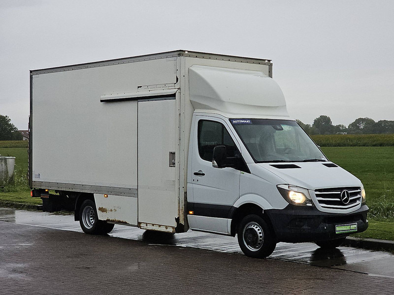 Mercedes-Benz Sprinter 516 automaat EURO6 - Dostavno vozilo sa zatvorenim sandukom: slika Mercedes-Benz Sprinter 516 automaat EURO6 - Dostavno vozilo sa zatvorenim sandukom Mercedes-Benz Sprinter 516 automaat EURO6 - Dostavno vozilo sa zatvorenim sandukom: slika Mercedes-Benz Sprinter 516 automaat EURO6 - Dostavno vozilo sa zatvorenim sandukom