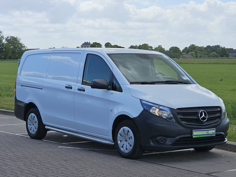 Mercedes-Benz Vito 114 L2 Airco Euro6 3-Zit - Mali kombi: slika Mercedes-Benz Vito 114 L2 Airco Euro6 3-Zit - Mali kombi Mercedes-Benz Vito 114 L2 Airco Euro6 3-Zit - Mali kombi: slika Mercedes-Benz Vito 114 L2 Airco Euro6 3-Zit - Mali kombi