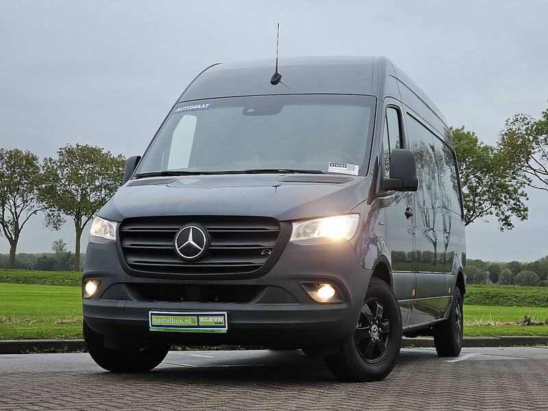 Mercedes-Benz eSprinter L2H2 47 kWh AC/DC! - Furgon, Električno dostavno vozilo: slika Mercedes-Benz eSprinter L2H2 47 kWh AC/DC! - Furgon, Električno dostavno vozilo Mercedes-Benz eSprinter L2H2 47 kWh AC/DC! - Furgon, Električno dostavno vozilo: slika Mercedes-Benz eSprinter L2H2 47 kWh AC/DC! - Furgon, Električno dostavno vozilo