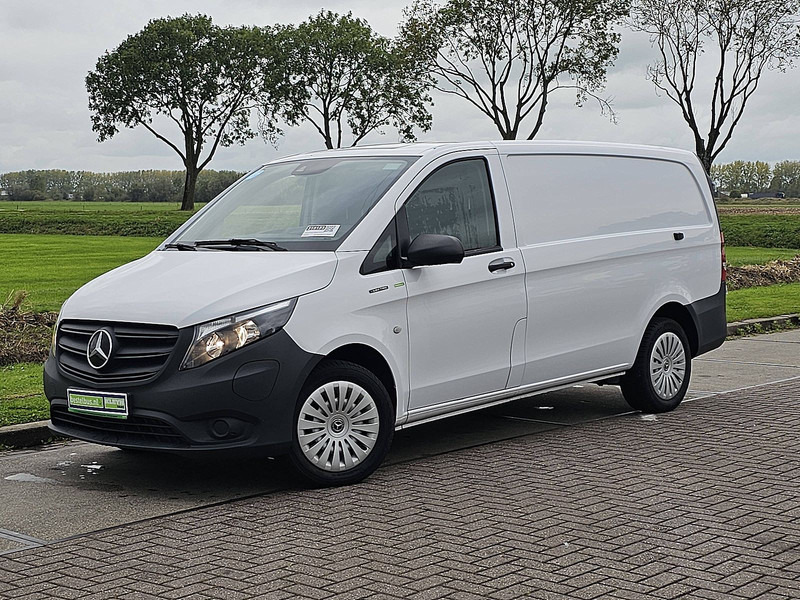 Mercedes-Benz eVito L2 66 kWh Long Range - Mali kombi, Električno dostavno vozilo: slika Mercedes-Benz eVito L2 66 kWh Long Range - Mali kombi, Električno dostavno vozilo Mercedes-Benz eVito L2 66 kWh Long Range - Mali kombi, Električno dostavno vozilo: slika Mercedes-Benz eVito L2 66 kWh Long Range - Mali kombi, Električno dostavno vozilo