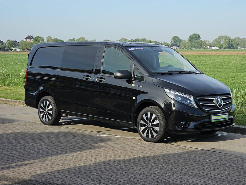 Mercedes-Benz eVito L2 66 kWh Long Range - Mali kombi, Električno dostavno vozilo: slika Mercedes-Benz eVito L2 66 kWh Long Range - Mali kombi, Električno dostavno vozilo Mercedes-Benz eVito L2 66 kWh Long Range - Mali kombi, Električno dostavno vozilo: slika Mercedes-Benz eVito L2 66 kWh Long Range - Mali kombi, Električno dostavno vozilo