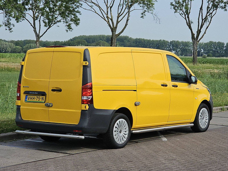 Mercedes-Benz eVito L2 ac automaat EURO6 - Mali kombi, Električno dostavno vozilo: slika Mercedes-Benz eVito L2 ac automaat EURO6 - Mali kombi, Električno dostavno vozilo Mercedes-Benz eVito L2 ac automaat EURO6 - Mali kombi, Električno dostavno vozilo: slika Mercedes-Benz eVito L2 ac automaat EURO6 - Mali kombi, Električno dostavno vozilo