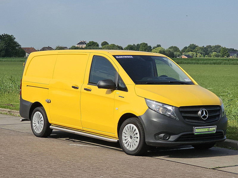 Mercedes-Benz eVito L2 ac automaat EURO6 - Mali kombi, Električno dostavno vozilo: slika Mercedes-Benz eVito L2 ac automaat EURO6 - Mali kombi, Električno dostavno vozilo Mercedes-Benz eVito L2 ac automaat EURO6 - Mali kombi, Električno dostavno vozilo: slika Mercedes-Benz eVito L2 ac automaat EURO6 - Mali kombi, Električno dostavno vozilo