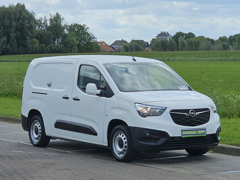 Opel Combo 1.5 L2H1 2xZijdeur Euro6 - Dostavno vozilo sa zatvorenim sandukom: slika Opel Combo 1.5 L2H1 2xZijdeur Euro6 - Dostavno vozilo sa zatvorenim sandukom Opel Combo 1.5 L2H1 2xZijdeur Euro6 - Dostavno vozilo sa zatvorenim sandukom: slika Opel Combo 1.5 L2H1 2xZijdeur Euro6 - Dostavno vozilo sa zatvorenim sandukom