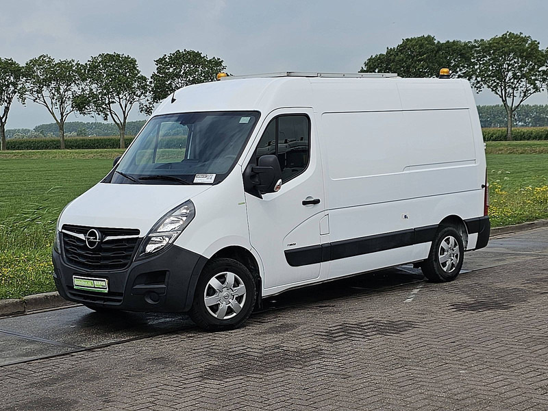 Opel Movano 2.3 CDTI 135 L2H2 - Furgon: slika Opel Movano 2.3 CDTI 135 L2H2 - Furgon Opel Movano 2.3 CDTI 135 L2H2 - Furgon: slika Opel Movano 2.3 CDTI 135 L2H2 - Furgon