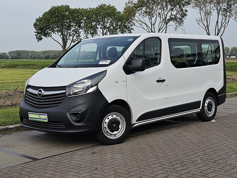 Opel Vivaro 1.6 L1 Combi 9p Airco - Minibus, Putnički kombi: slika Opel Vivaro 1.6 L1 Combi 9p Airco - Minibus, Putnički kombi Opel Vivaro 1.6 L1 Combi 9p Airco - Minibus, Putnički kombi: slika Opel Vivaro 1.6 L1 Combi 9p Airco - Minibus, Putnički kombi