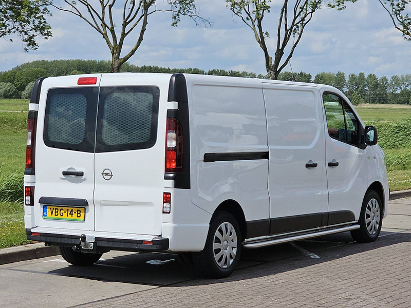 Opel Vivaro 1.6 L2H1 Navi Euro6 AC! - Mali kombi: slika Opel Vivaro 1.6 L2H1 Navi Euro6 AC! - Mali kombi Opel Vivaro 1.6 L2H1 Navi Euro6 AC! - Mali kombi: slika Opel Vivaro 1.6 L2H1 Navi Euro6 AC! - Mali kombi