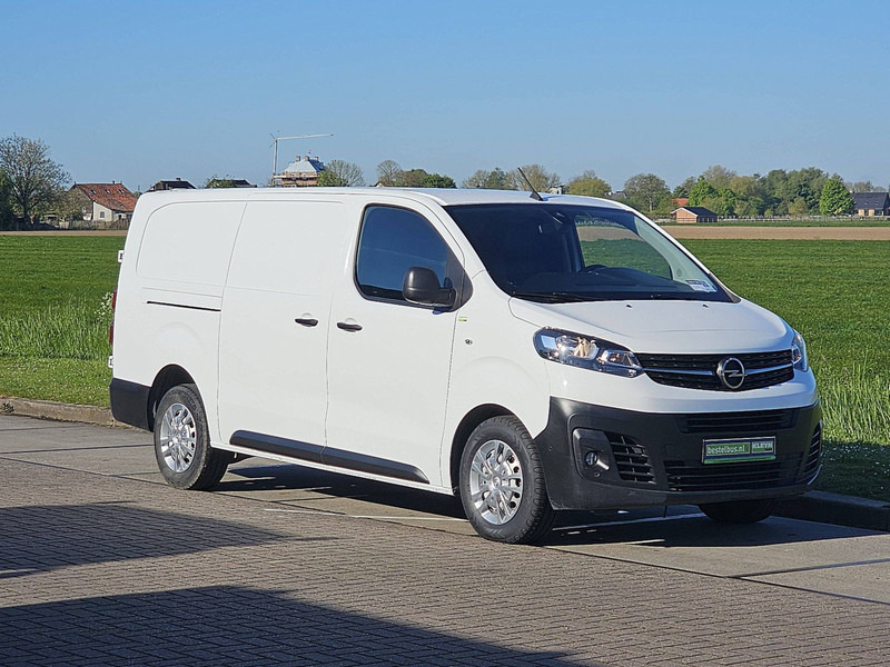 Opel Vivaro 2.0 L3 XL Airco Navi ! - Mali kombi: slika Opel Vivaro 2.0 L3 XL Airco Navi ! - Mali kombi Opel Vivaro 2.0 L3 XL Airco Navi ! - Mali kombi: slika Opel Vivaro 2.0 L3 XL Airco Navi ! - Mali kombi
