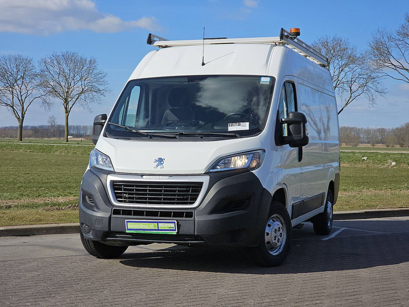 Peugeot Boxer 2.2 BHDI 120 L2H2 - Mali kombi: slika Peugeot Boxer 2.2 BHDI 120 L2H2 - Mali kombi Peugeot Boxer 2.2 BHDI 120 L2H2 - Mali kombi: slika Peugeot Boxer 2.2 BHDI 120 L2H2 - Mali kombi