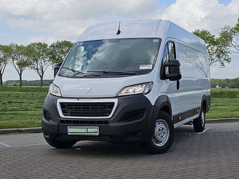 Peugeot Boxer 2.2 L4H2 Maxi 140Pk Eur6 - Furgon: slika Peugeot Boxer 2.2 L4H2 Maxi 140Pk Eur6 - Furgon Peugeot Boxer 2.2 L4H2 Maxi 140Pk Eur6 - Furgon: slika Peugeot Boxer 2.2 L4H2 Maxi 140Pk Eur6 - Furgon