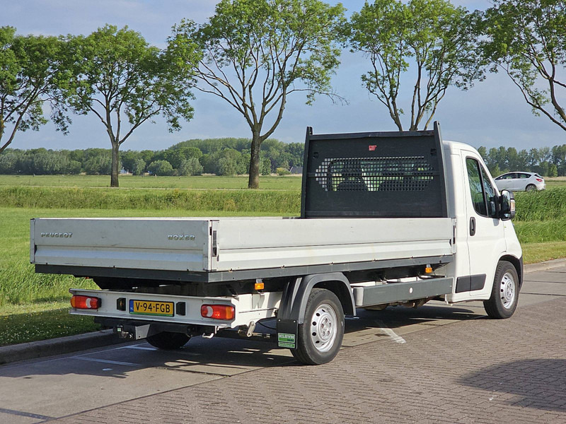 Peugeot Boxer 335 - Dostavno vozilo s ravnom platformom: slika Peugeot Boxer 335 - Dostavno vozilo s ravnom platformom Peugeot Boxer 335 - Dostavno vozilo s ravnom platformom: slika Peugeot Boxer 335 - Dostavno vozilo s ravnom platformom