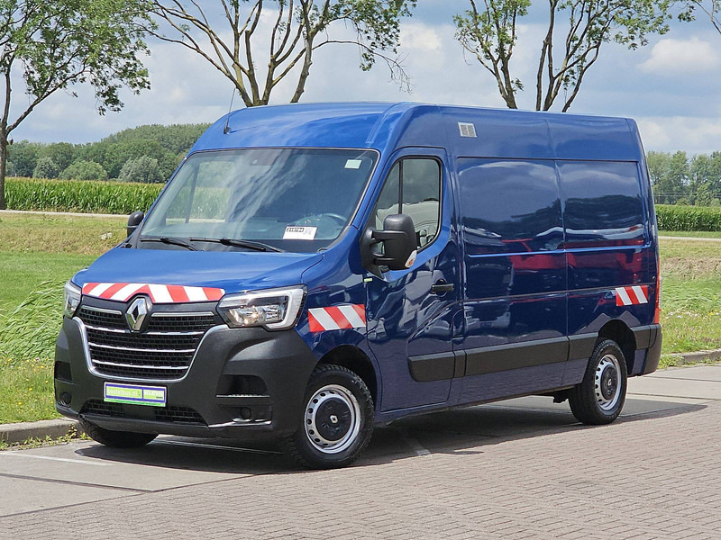 Renault Master 2.3 L2H2 Navi Euro6 AC! - Furgon: slika Renault Master 2.3 L2H2 Navi Euro6 AC! - Furgon Renault Master 2.3 L2H2 Navi Euro6 AC! - Furgon: slika Renault Master 2.3 L2H2 Navi Euro6 AC! - Furgon