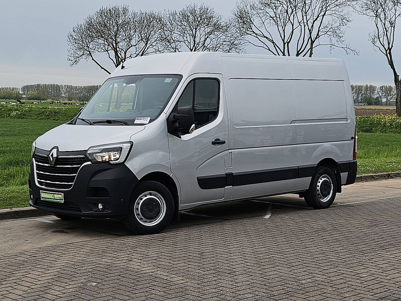 Renault Master T35 clima 180 PK EURO6 - Furgon: slika Renault Master T35 clima 180 PK EURO6 - Furgon Renault Master T35 clima 180 PK EURO6 - Furgon: slika Renault Master T35 clima 180 PK EURO6 - Furgon