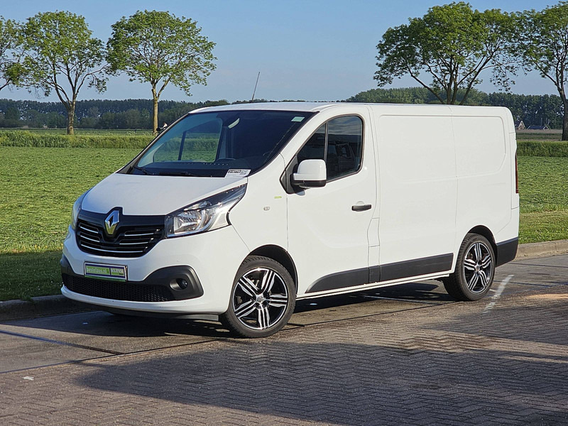 Renault Trafic 1.6 DCI L1H1 Edition Euro6 ! - Furgon: slika Renault Trafic 1.6 DCI L1H1 Edition Euro6 ! - Furgon Renault Trafic 1.6 DCI L1H1 Edition Euro6 ! - Furgon: slika Renault Trafic 1.6 DCI L1H1 Edition Euro6 ! - Furgon