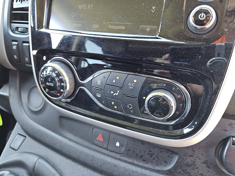 Mali kombi Renault Trafic 1.6 DCI L2 Formula-Edit DC!: slika Mali kombi Renault Trafic 1.6 DCI L2 Formula-Edit DC!