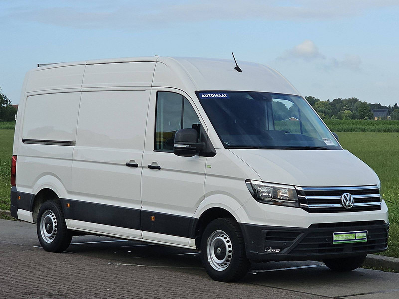 Volkswagen Crafter 2.0 L2H2 Navi Airco - Furgon: slika Volkswagen Crafter 2.0 L2H2 Navi Airco - Furgon Volkswagen Crafter 2.0 L2H2 Navi Airco - Furgon: slika Volkswagen Crafter 2.0 L2H2 Navi Airco - Furgon