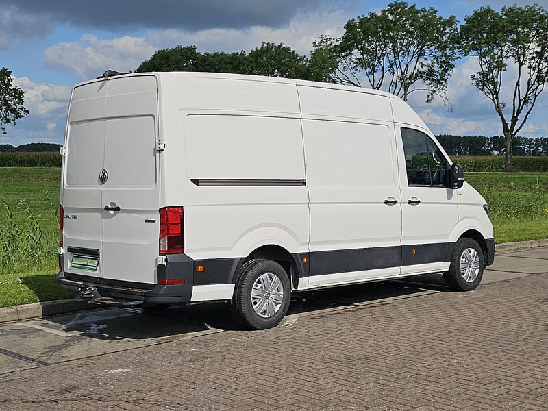 Volkswagen Crafter 35 2.0 TDI 177 DSG 4 MOTION - Furgon: slika Volkswagen Crafter 35 2.0 TDI 177 DSG 4 MOTION - Furgon Volkswagen Crafter 35 2.0 TDI 177 DSG 4 MOTION - Furgon: slika Volkswagen Crafter 35 2.0 TDI 177 DSG 4 MOTION - Furgon