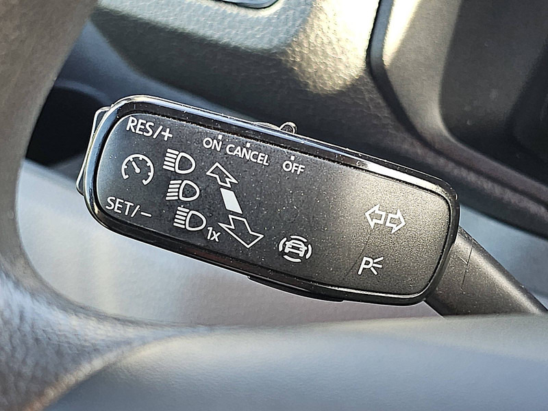 Dostavno vozilo s ravnom platformom Volkswagen Crafter 35 2.0 dc pickup EURO6: slika Dostavno vozilo s ravnom platformom Volkswagen Crafter 35 2.0 dc pickup EURO6 Dostavno vozilo s ravnom platformom Volkswagen Crafter 35 2.0 dc pickup EURO6: slika Dostavno vozilo s ravnom platformom Volkswagen Crafter 35 2.0 dc pickup EURO6