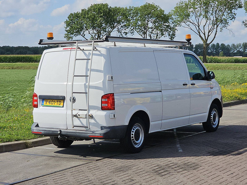 Volkswagen Transporter 2.0 TDI 150 COMF.LINE L2 - Mali kombi: slika Volkswagen Transporter 2.0 TDI 150 COMF.LINE L2 - Mali kombi Volkswagen Transporter 2.0 TDI 150 COMF.LINE L2 - Mali kombi: slika Volkswagen Transporter 2.0 TDI 150 COMF.LINE L2 - Mali kombi
