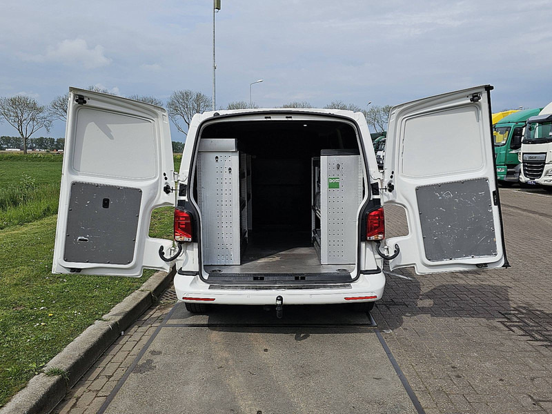 Mali kombi Volkswagen Transporter 2.0 TDI L2H1 LED 150Pk Navi!: slika Mali kombi Volkswagen Transporter 2.0 TDI L2H1 LED 150Pk Navi!