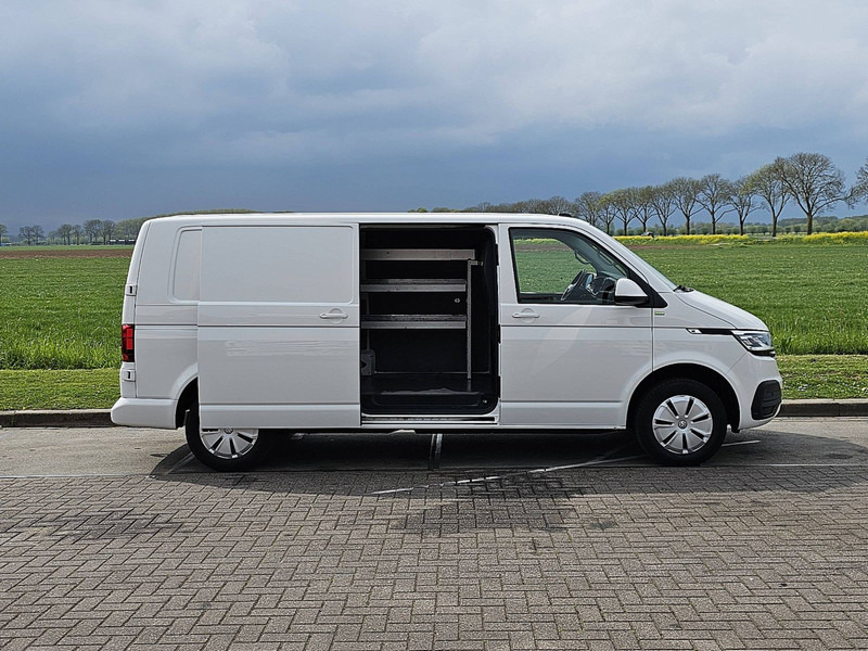 Mali kombi Volkswagen Transporter 2.0 TDI L2H1 LED 150Pk Navi!: slika Mali kombi Volkswagen Transporter 2.0 TDI L2H1 LED 150Pk Navi!