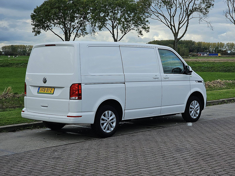 Volkswagen Transporter 2.0 TDI T6.1 L1H1 Euro6 NAP! - Mali kombi: slika Volkswagen Transporter 2.0 TDI T6.1 L1H1 Euro6 NAP! - Mali kombi Volkswagen Transporter 2.0 TDI T6.1 L1H1 Euro6 NAP! - Mali kombi: slika Volkswagen Transporter 2.0 TDI T6.1 L1H1 Euro6 NAP! - Mali kombi