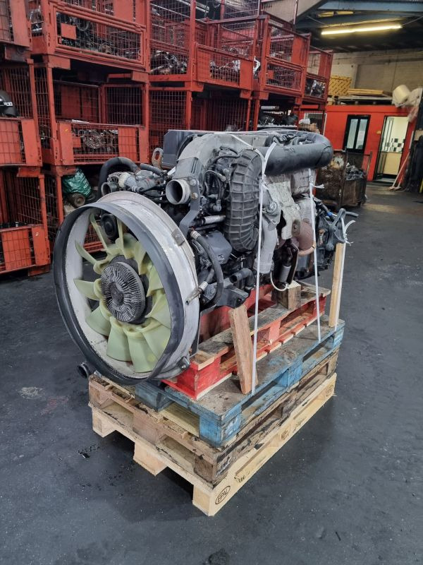 Motor za Kamion Renault DXI7 260-EUV Engine (Truck): slika Motor za Kamion Renault DXI7 260-EUV Engine (Truck) Motor za Kamion Renault DXI7 260-EUV Engine (Truck): slika Motor za Kamion Renault DXI7 260-EUV Engine (Truck)